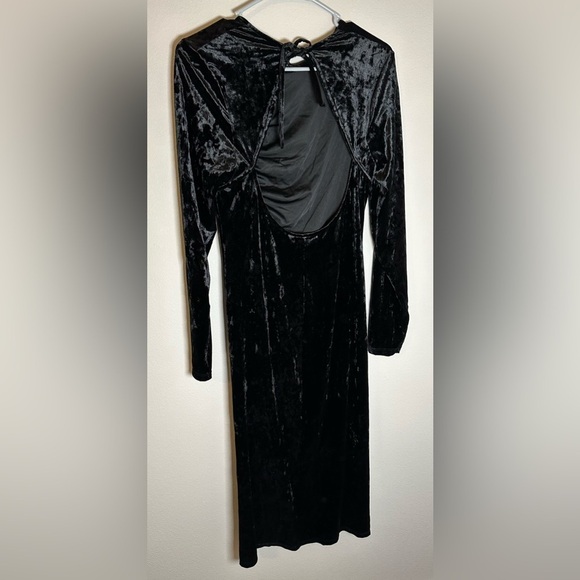 Future Collective Women’s L Black Velvet Ruched Open Back A-line Dress - Picture 8 of 9
